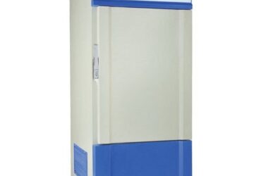 LABORATORY REFRIGERATOR